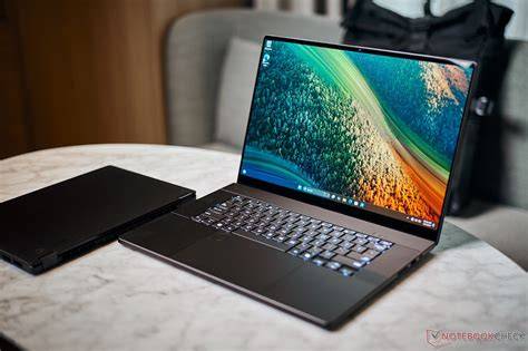 ASUS ProArt P16 4K OLED display performance