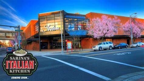 Salem Italian Dining Ambiance and Downtown Setting