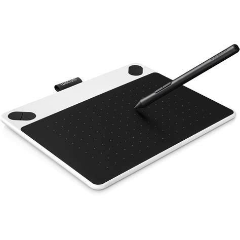 Wacom Intuos pen tablet with EMR technology
